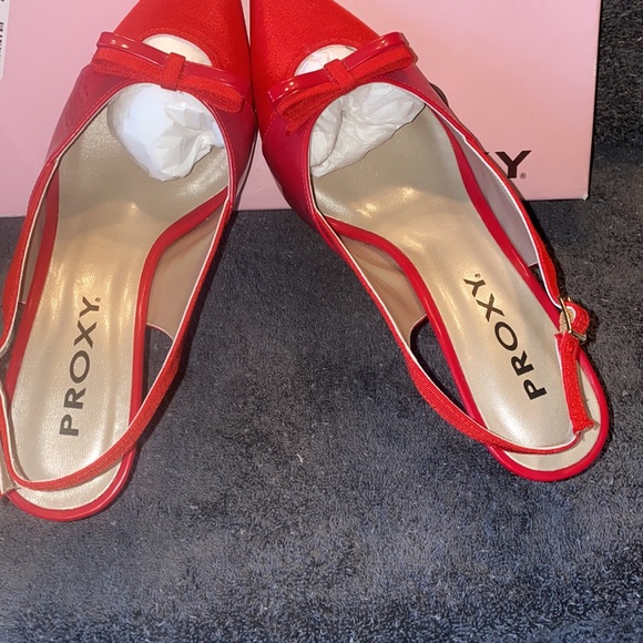 New Never Worn Proxy Red Ladies Heels Size 7 - Picture 4 of 11